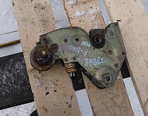 Замок подвески кабины