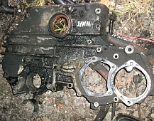 3902  25055 Крышка плита двигателя передняя 61319089 Iveco 400E38 Eurotech Magirus Ивеко