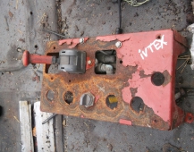 8224 кран ручного тормоза IVECO