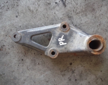 4675 Кронштейн передней рессоры правый 5010239229, 5600201414 Renault premium рено