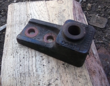 7774 кронштейн амортизатора 504012988 Iveco Stralis ивеко