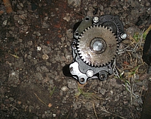 6475 Насос масляный 61319221 Iveco 400E38 Eurotech Magirus Ивеко