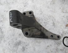 0670 кронштейн подвески двигателя MAN TGA D2066