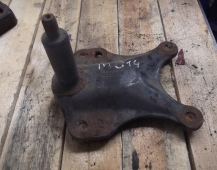 4550 Кронштейн крепления задней рессоры 6753200175 Mercedes Benz