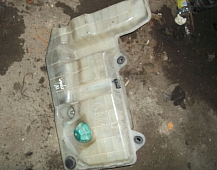 6393 бачок расширительный радиатора 41215631 Iveco Stralis Ивеко стралис