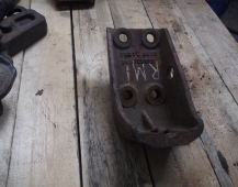 4536 Кронштейн двигателя задний левый 366729925 10013930 Renault Major