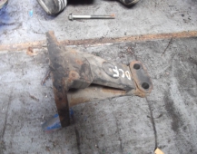 4595 Кронштейн двигателя передний 1298235, 1440677, 0962594 DAF 95 XF даф