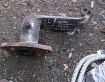 8048 кронштейн тормозного вала передний левый VOLVO FL7