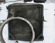 0689 радиатор 1665297 VOLVO FL10