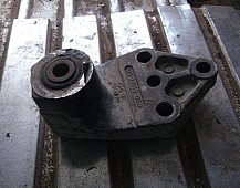 7813 Кронштейн передней рессоры задний A16-14019-002 FREIGHTLINER фредлайнер