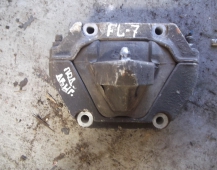 4654 подушка двигателя 1613624 Volvo