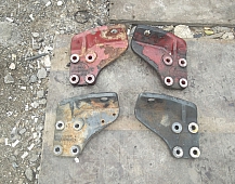 9457 кронштейн подвески двигателя MACK430 рено магнум