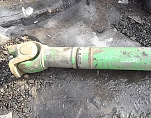 4244 карданный вал 4 отв. длина 1570 MAN DAF VOLVO IVECO RENAULT Mercedes ман, даф, рено, вольво, ивеко, мерседес