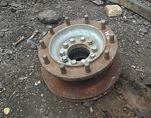 9365 ступица передняя дисковые тормоза RENO