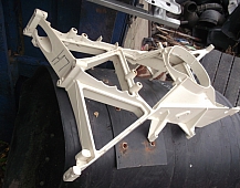 8150 Кронштейн фары левой 1308794 1295613 DAF XF даф