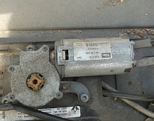 9415 моторчик люка Renault Premium