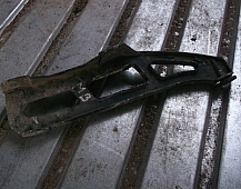 7820 Кронштейн козырька солнцезащитного 9418110014 MERCEDES ACTROS