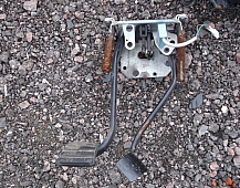 6255 Блок педалей (сцепление тормоз) Scania 4 Скания 1386781