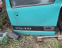 5193 MERSEDES дверь левая