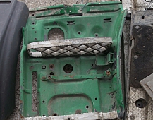 8197  25020  1515195 1351203 1390076 Корпус подножки левой Scania 4 скания