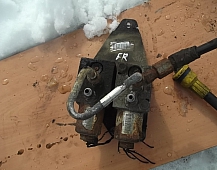 4189 Клапан перепускной ЕГР + кронштейн 23530229 23531151 23536834 DETROIT DIESEL Freightliner Фредлайнер