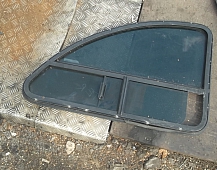 9416 форточка VOLVO VNL