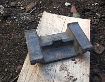 7758 проставка стремянки задней подвески 41014688 Iveco Stralis ивеко