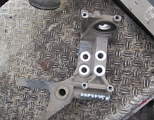 20936 кронштейн  подвески кабины передний 1291733 DAF95XF