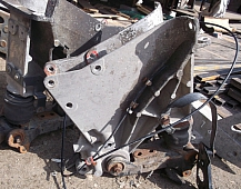 8080 Кронштейн кабины передний левый 5010460127 5010629214  рено премиум