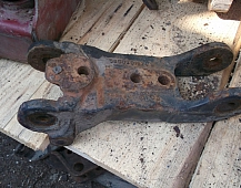 24291  4545 Кронштейн крепления торсиона 5600201524, 5010629214 Renault Premium рено