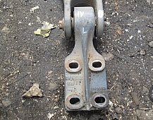 21512 кронштейн торсиона 500357226 IVECO STRALIS