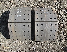 21233 колодки задние ширина 200мм 1246532 DAF