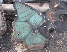 21626 21627 24373 25080   Крышка передняя двигателя 1000981 VOLVO F16 TD162