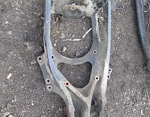 21402 кронштейн передней пневмостойки левый  81436400213 81436400201 MAN TGA