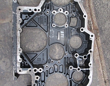 21798  25048 крышка передняя двигателя  1270376 1211895 DAF95ATI WS268L