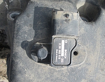 21669 датчик давления нагнетаемого воздуха 0281002576 IVECO STRALIS CURSOR8