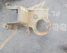 24274  21546  кронштейн переднего бампера правый 1621424 VOLVO F16