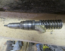 22258 насос форсунка IVECO STRALIS CURSOR 10 504287070 0414703008 080906619 2995490 PDE100S4007