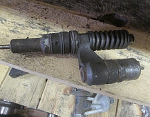 22259 26917 насос форсунка VOLVO FH12 D12A 8112818 0414701055 0 986441004 1677158 BOSCH