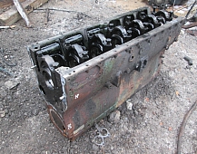 22575 1325740 1384356 1325862 1322848 блок двигателя DSC1123 SCANIA 113 скания113