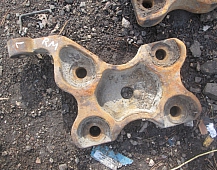 22200 RENAULT MAGNUM AE440 5010294805 кронштейн задней полурессоры снизу слева