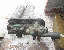 22656 10214 корпус кронштейн маслянного фильтра 20463826 3184873 20463828 Volvo FH12 D12D Вольво