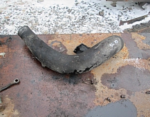 25176 22574 1115922 колено интеркуллера левое к турбине DSC1123 SCANIA 113 скания113