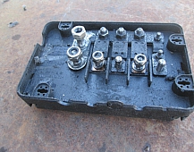 23118 20512928 605001051 7420512928 блок предохранителей АКБ Renault Magnum DXI12 Рено Магнум