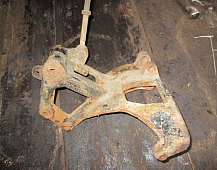 23293 кронштейн америка F7HT10239E ford