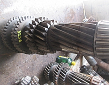 23236 вал промежуточный 16S151 КПП ZF 1315303042 93193579 81322060129 5001848215