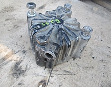 23509 1295334075 1662959 81326380044 крышка  включающий цилиндр ZF КПП