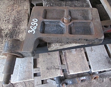 23690 кронштейн амортизатора нижний F1HT18118DB STERLING стерлинг