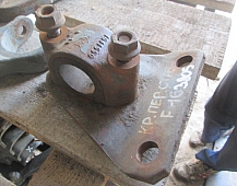 23805 Кронштейн крепления переднего стабилизатора вольво Volvo бугель 1611550