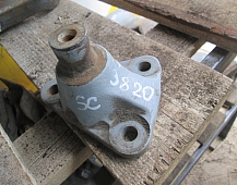 23820 кронштейн цилиндра подъёма кабины скания Scania 370611